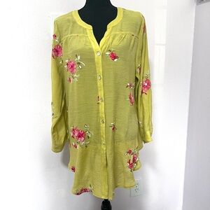 Fig and Flower Yellow 3/4 Sleeve Embellished Blouse 1X